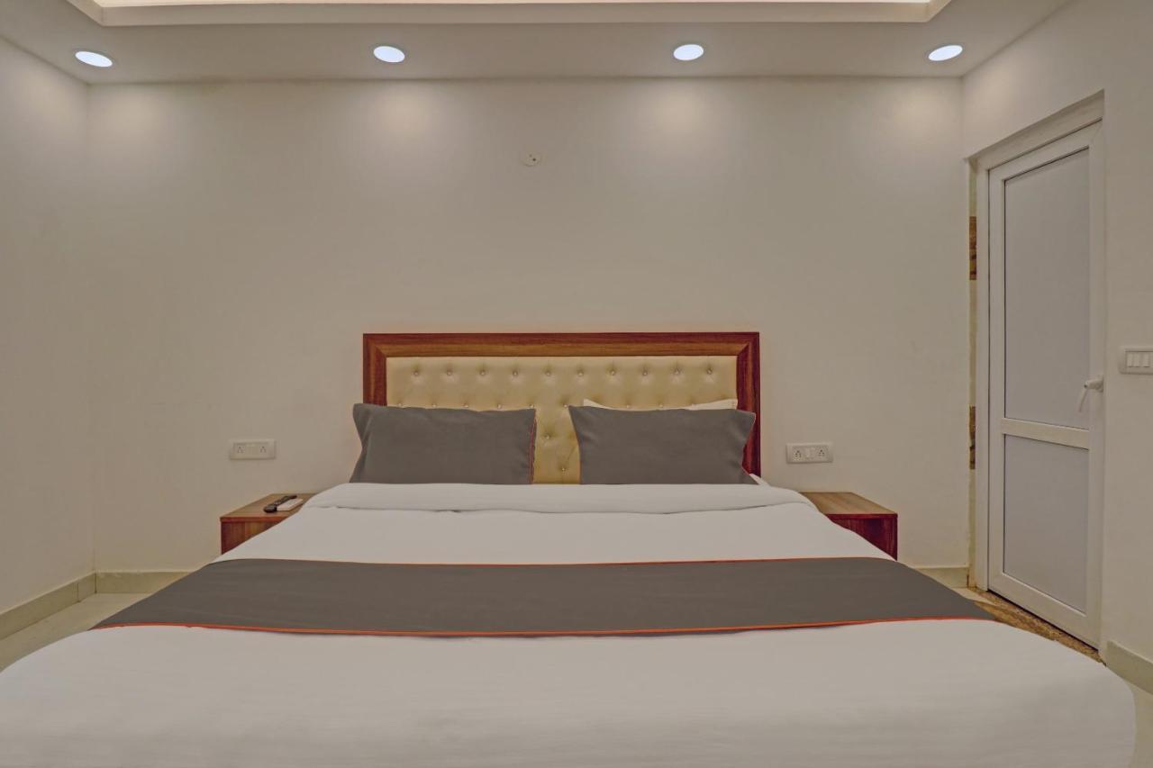 Collection O Spot Light Near Tughlakabad Station Metro Station Hotell Indraprastha Exteriör bild
