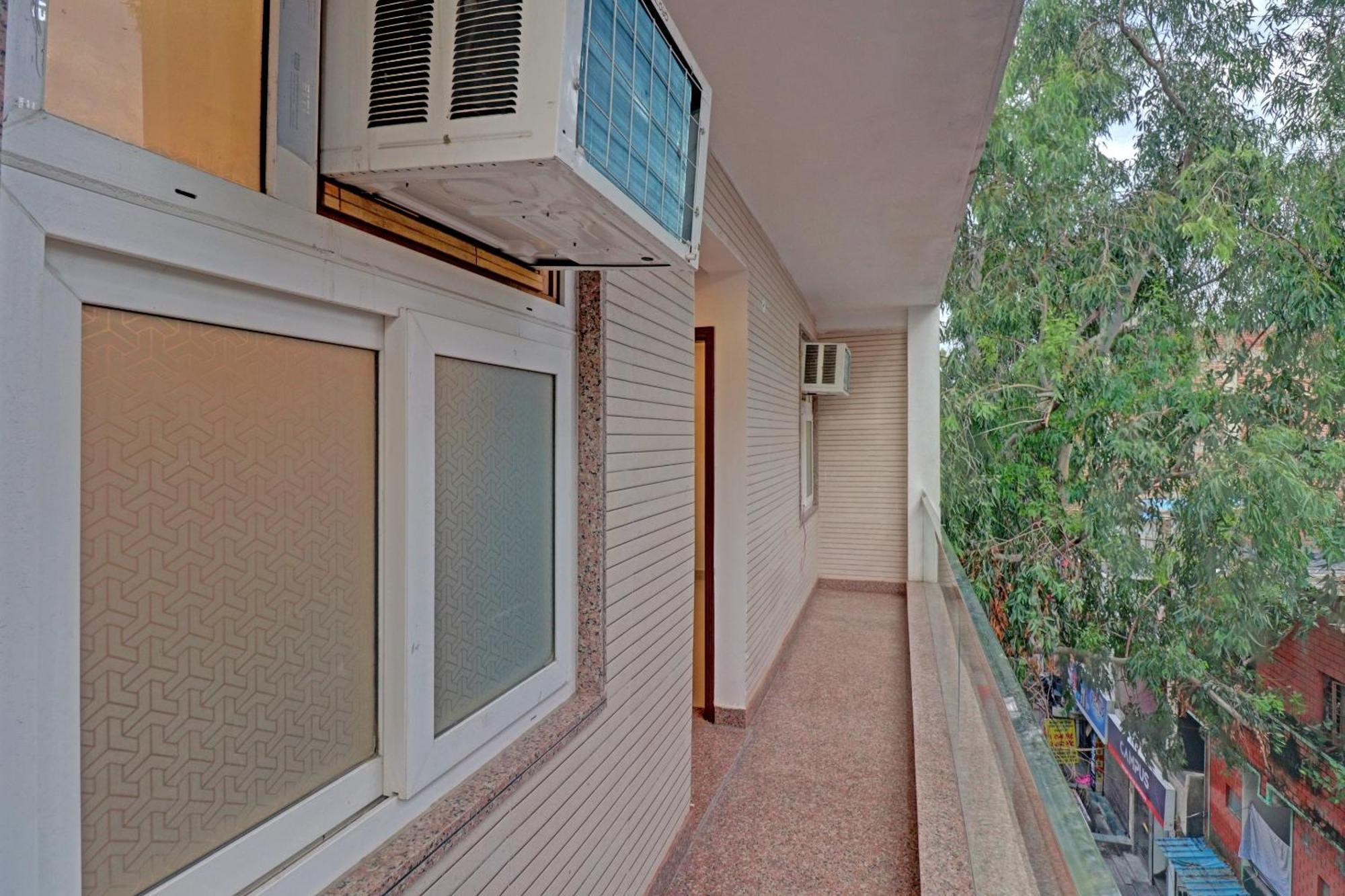Collection O Spot Light Near Tughlakabad Station Metro Station Hotell Indraprastha Exteriör bild