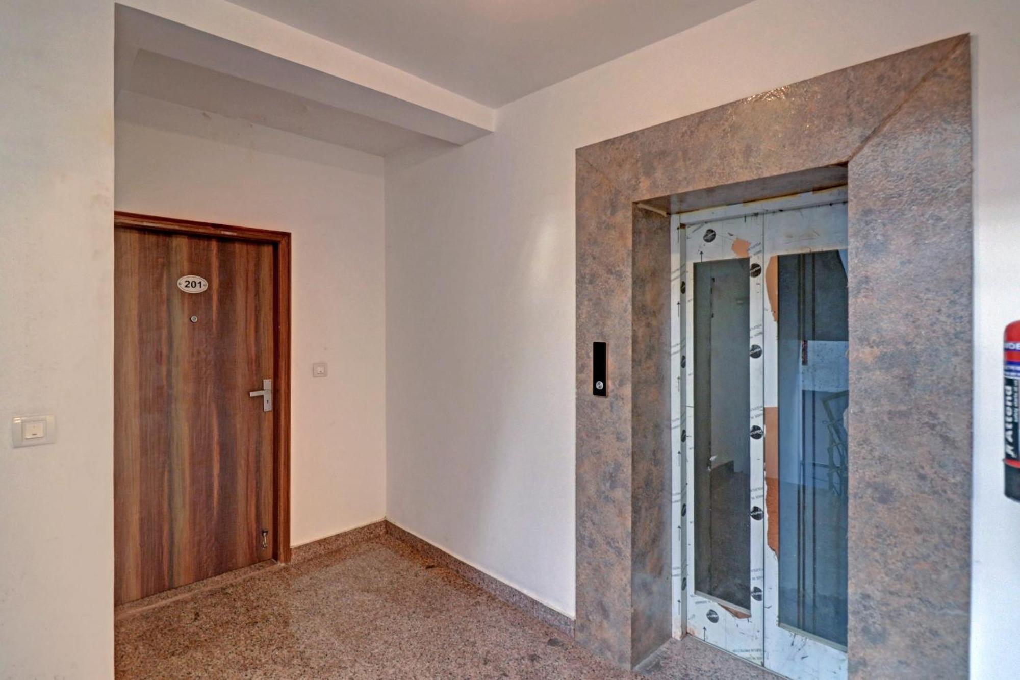 Collection O Spot Light Near Tughlakabad Station Metro Station Hotell Indraprastha Exteriör bild